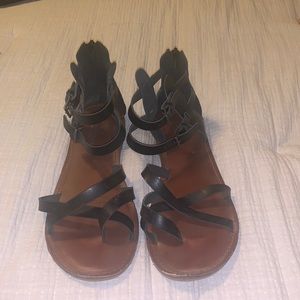 American Eagle Sandals